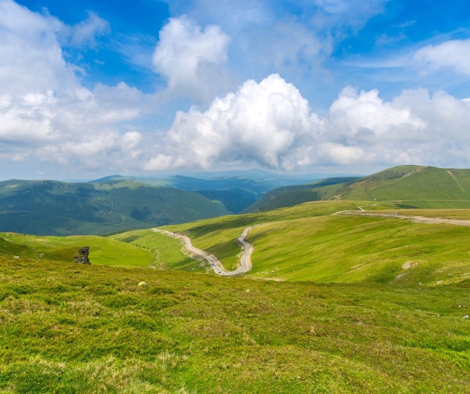 Why do you need to visit Transalpina -tourist attractions on the King’s Road